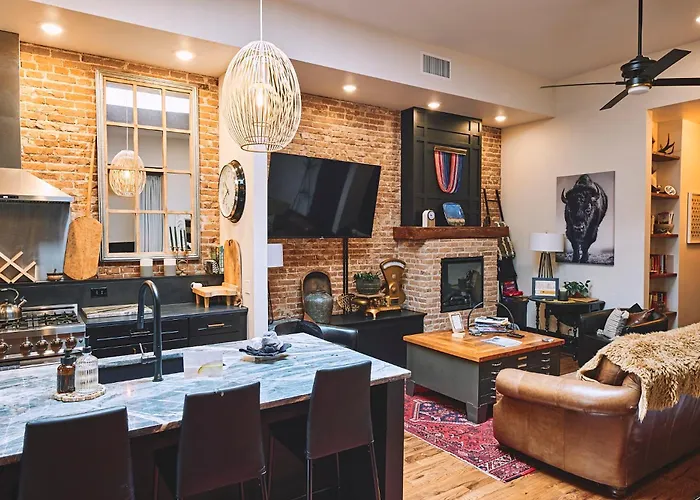 The Loft On Main In Sheridan, Wy Hotel *